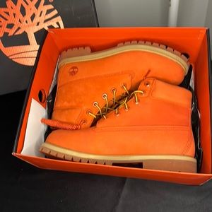Timberland ORANGE Nubuck   EXCLUSIVE RELEASE New In Box - never worn